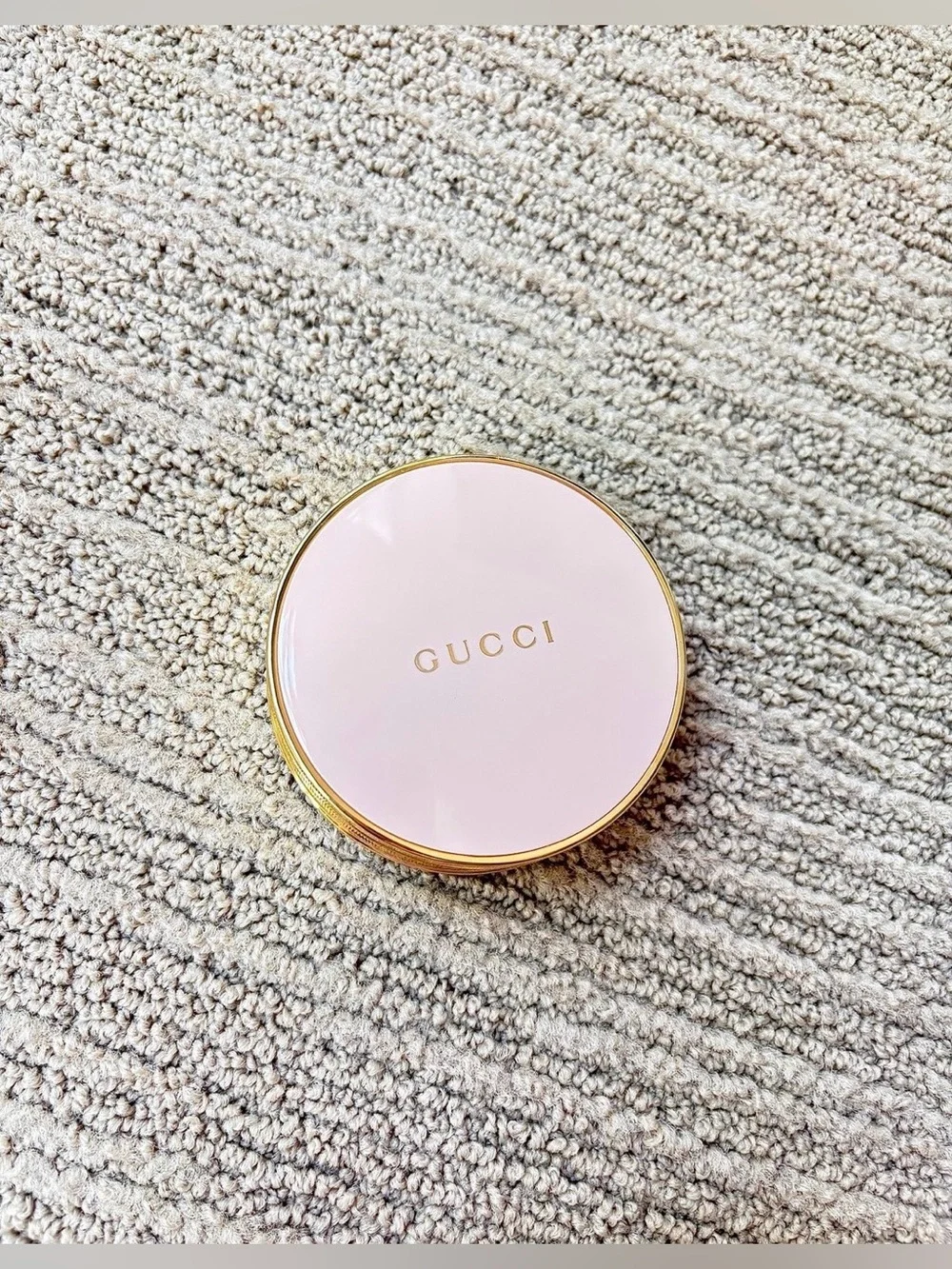 gucci — poudre de beauté mat naturel beauty powder — shade 00